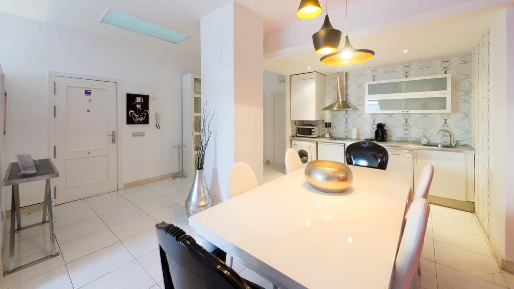 Apartamento Wootravelling Plaza De Oriente Homtels Madrid Exterior foto